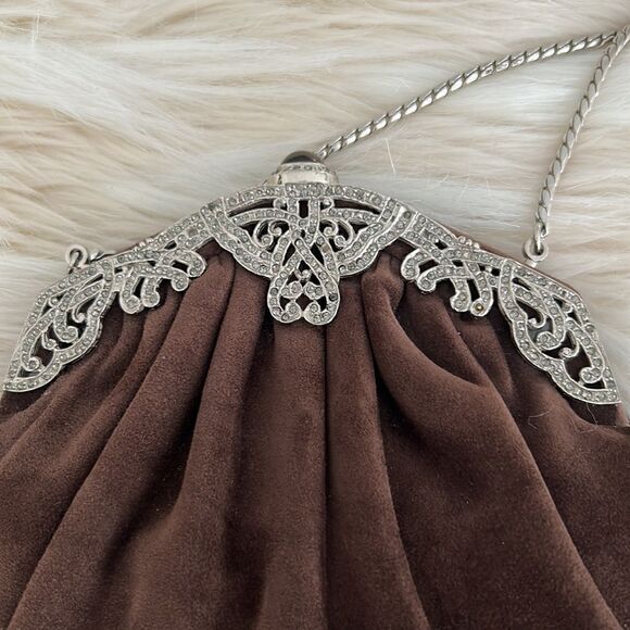 JUDITH LEIBER SUEDE EVENING BAG w/ COIN PURSE & STERLING COMB & MIRROR SET - Picture 6 of 11